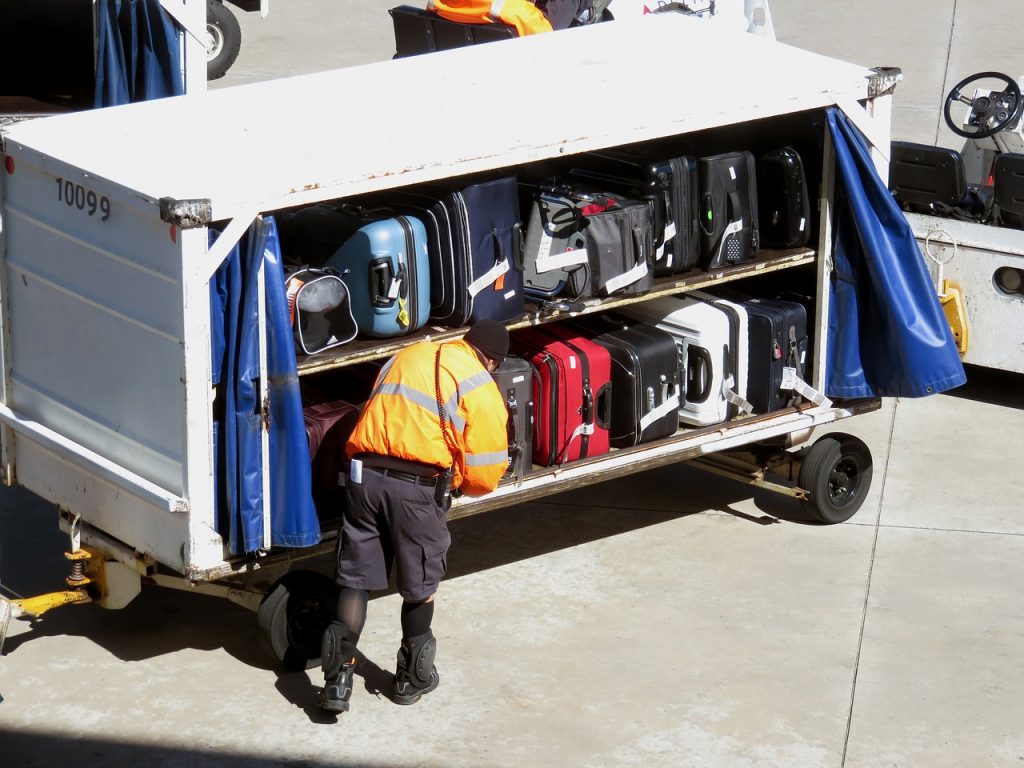 Sobre el aeropuerto de madrid, maletas